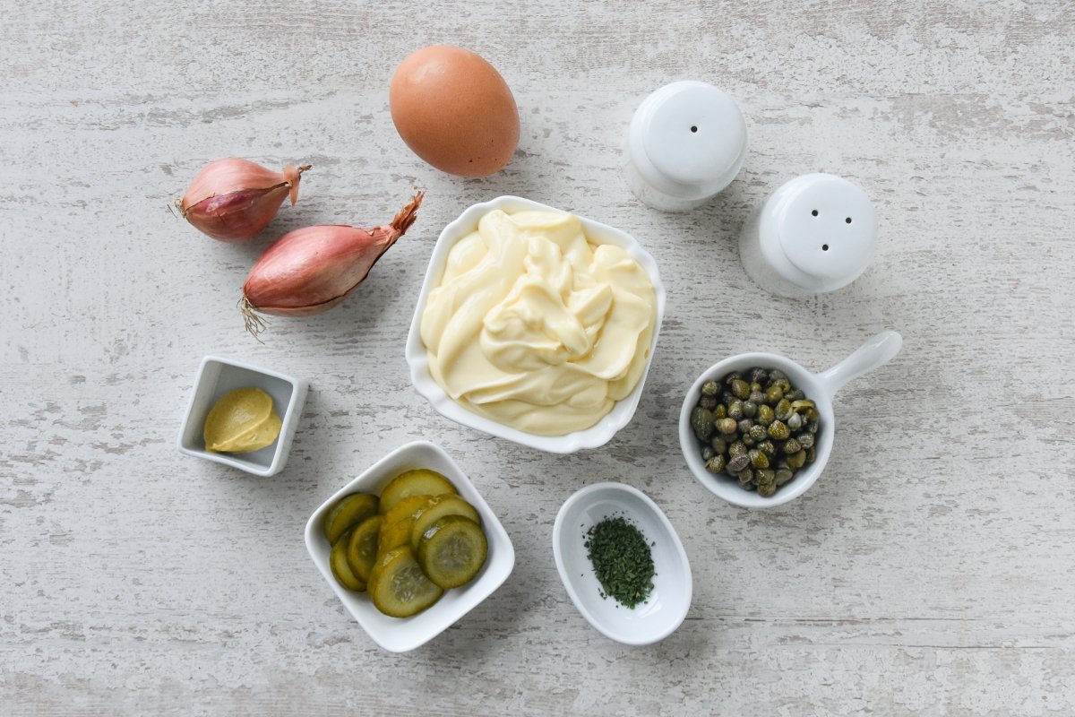 Ingredientes para la salsa tártara