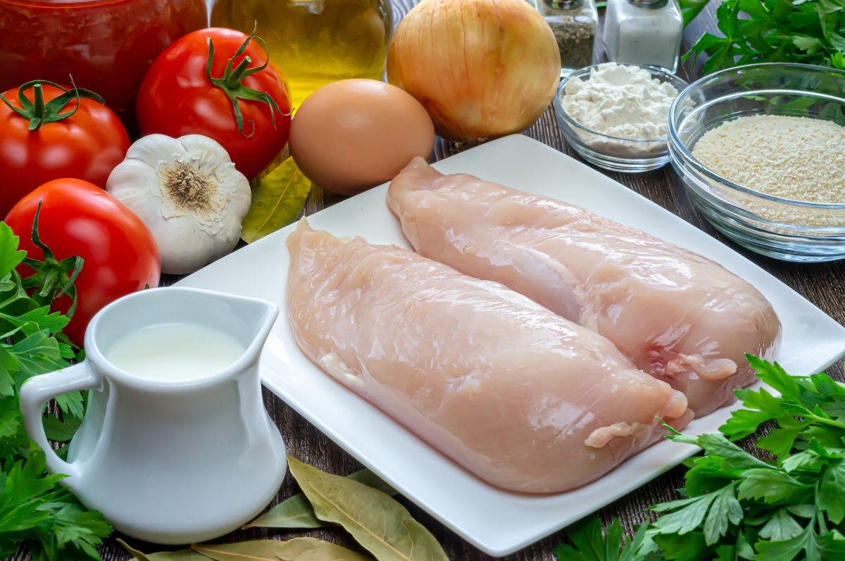 Ingredientes para las albóndigas de pollo