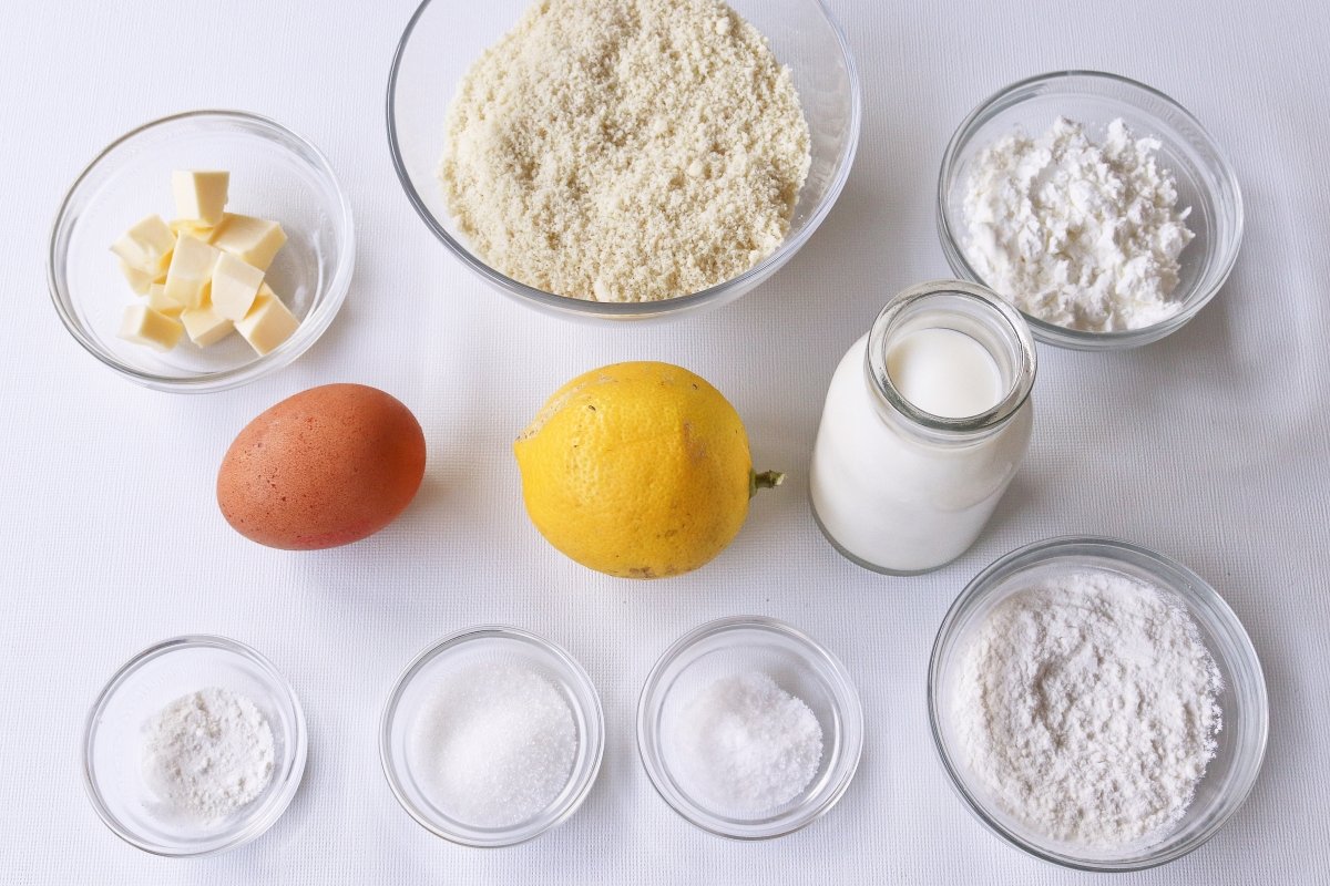 Ingredients for gluten free pancakes