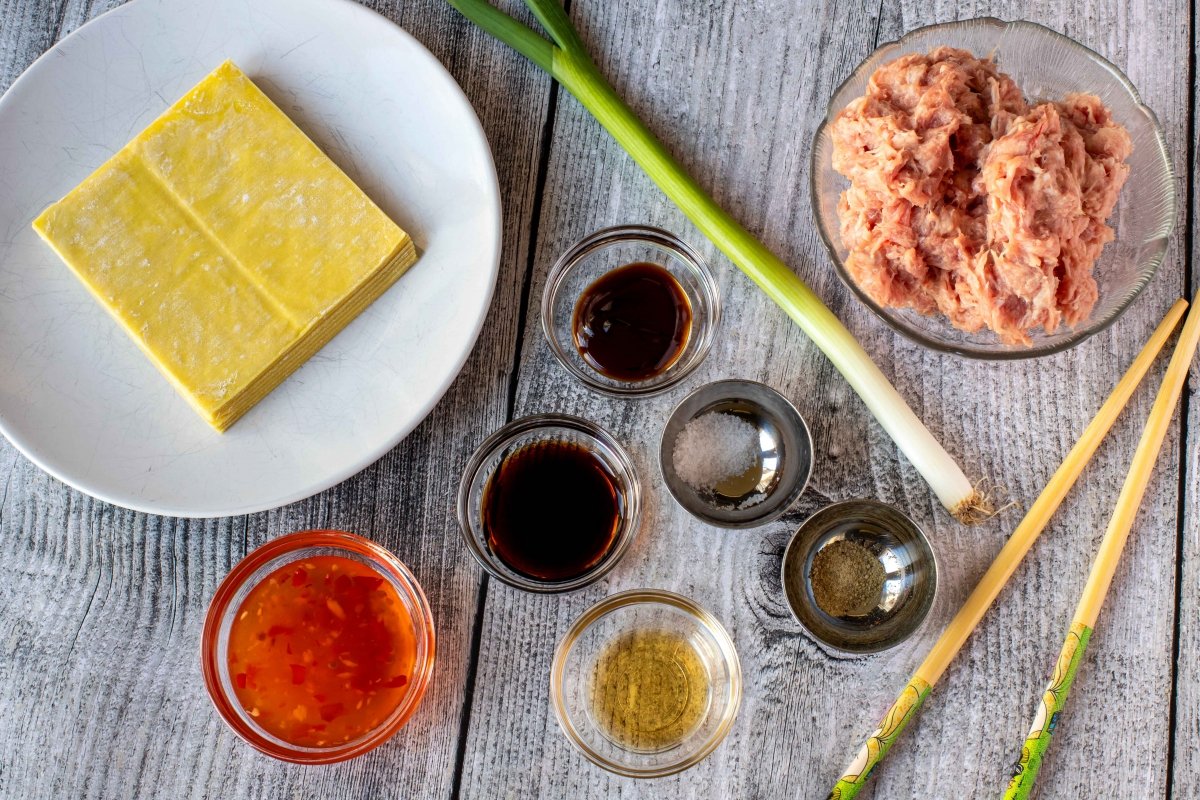 Ingredients for fried wontons