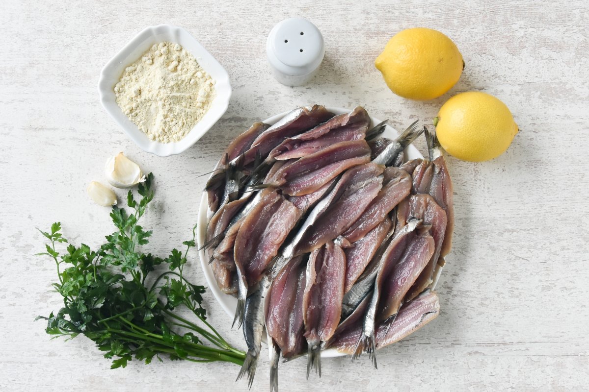 Ingredientes para preparar boquerones al limón