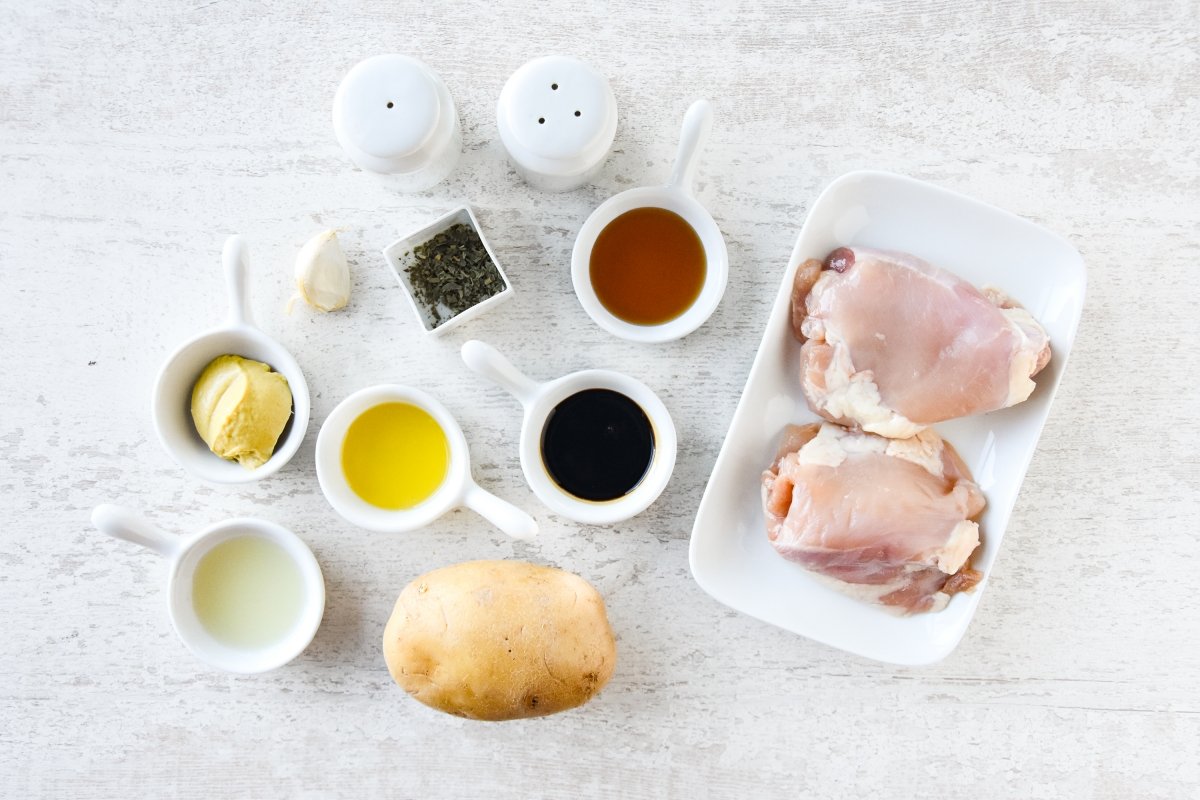 Ingredientes para preparar contramuslos de pollo en freidora de aire