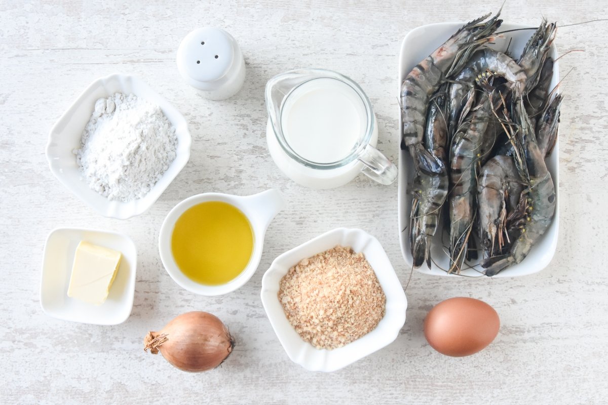 Ingredientes para preparar croquetas de marisco