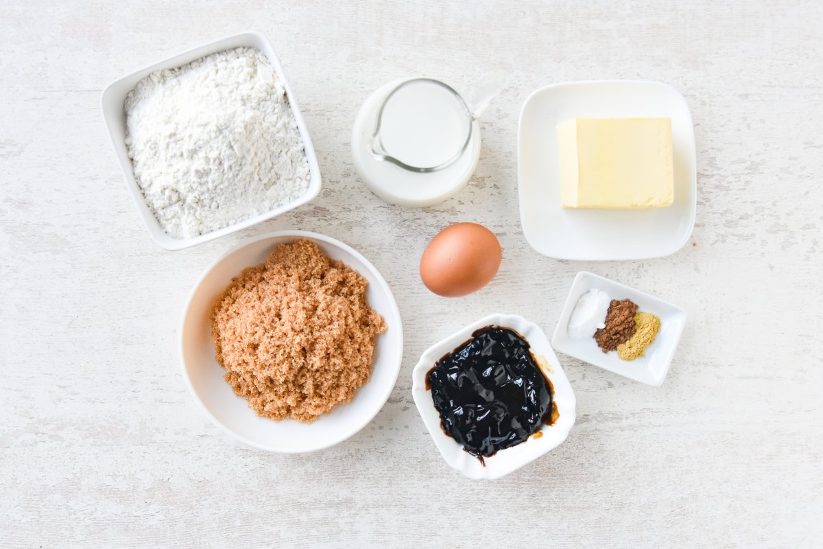 Ingredientes para preparar el bizcocho de jengibre y canela