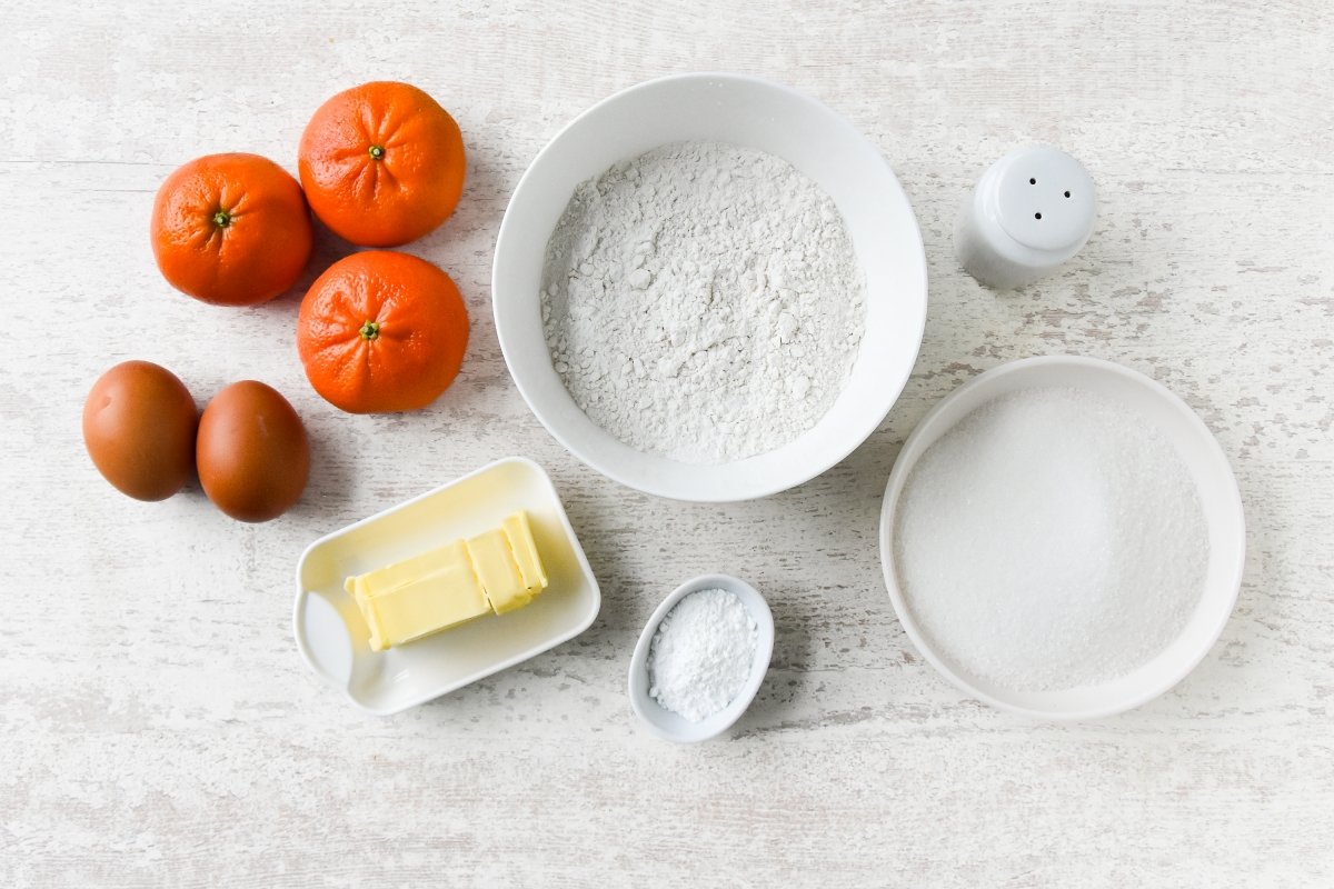 Ingredientes para preparar el bizcocho de mandarina