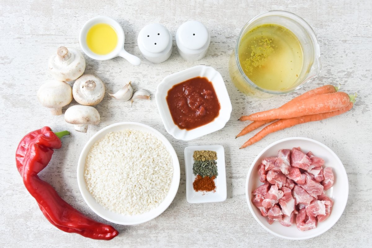 Ingredientes para preparar el guiso de arroz