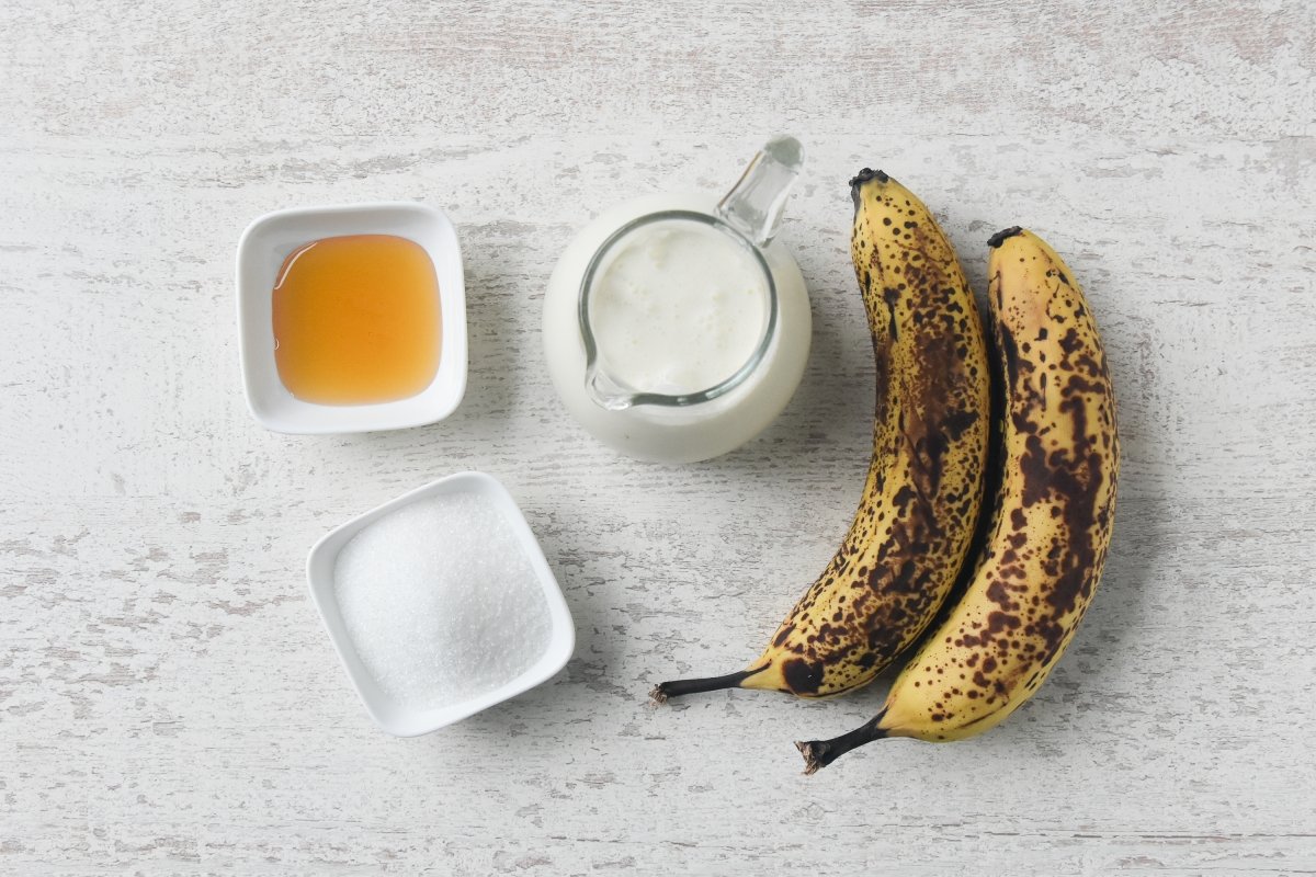 Ingredientes para preparar el helado de banana