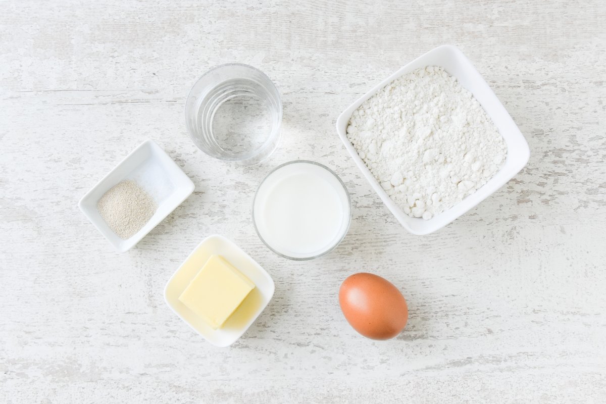 Ingredientes para preparar gofres de Bruselas caseros