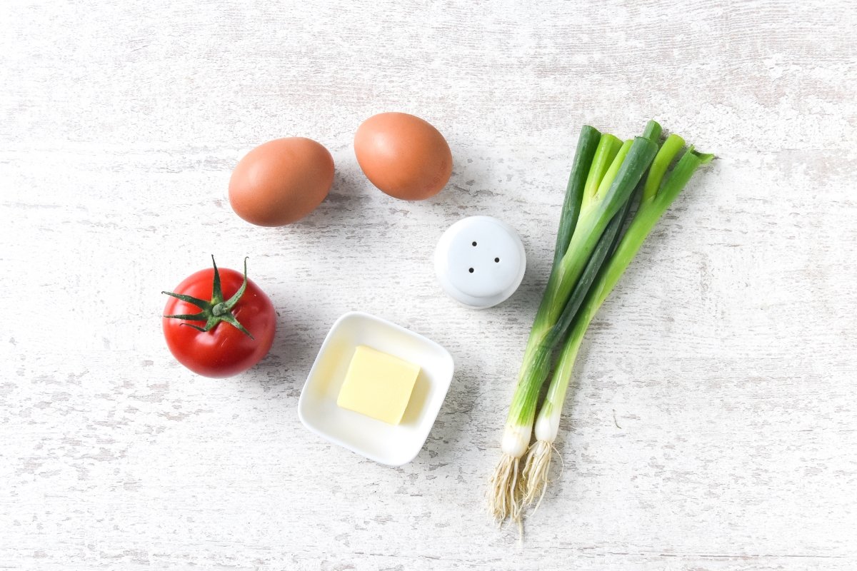 Ingredientes para preparar huevos pericos