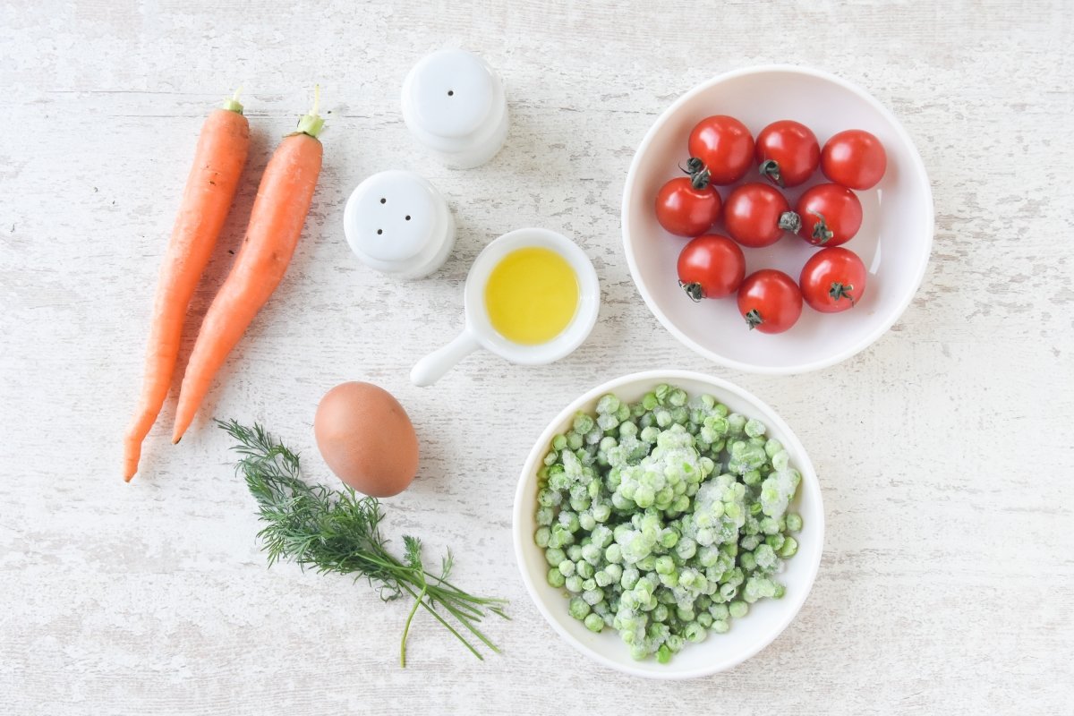 Ingredientes para preparar la ensalada de guisantes
