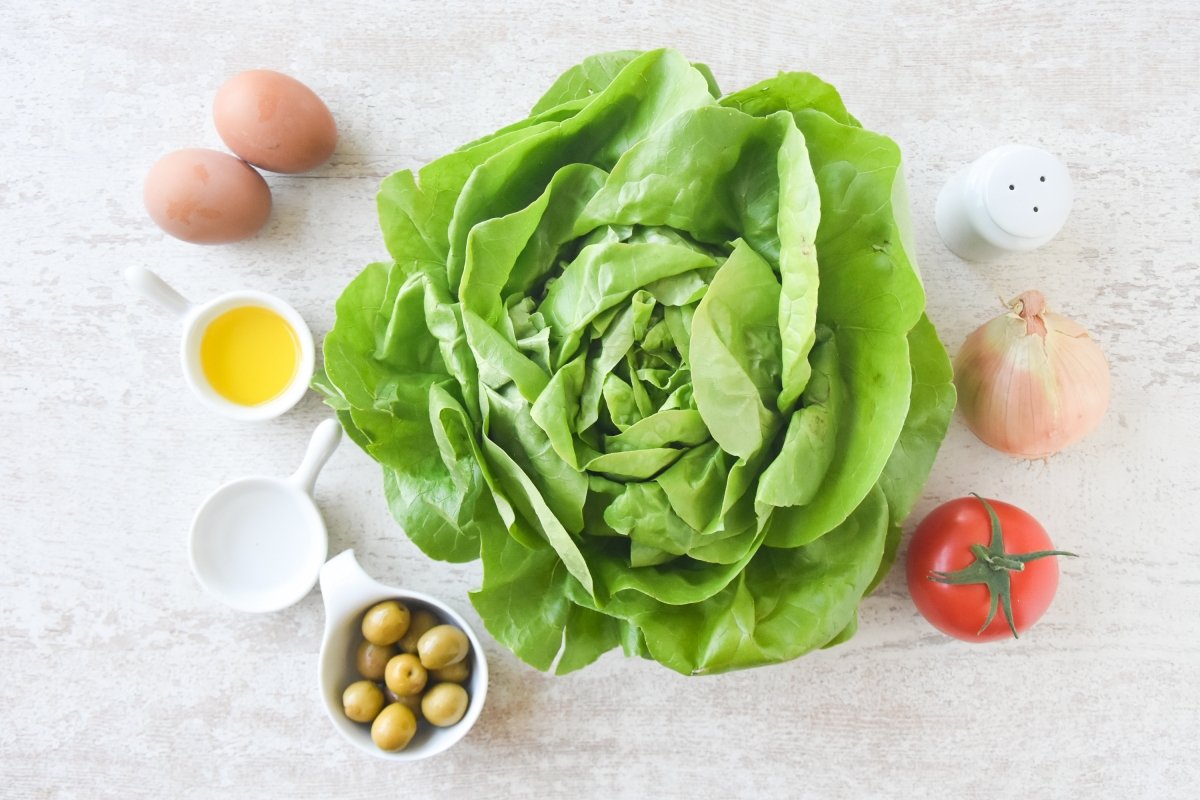Ingredientes para preparar la ensalada valenciana