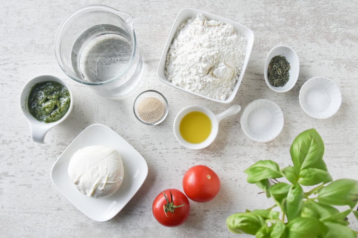 Ingredientes para preparar la focaccia rellena