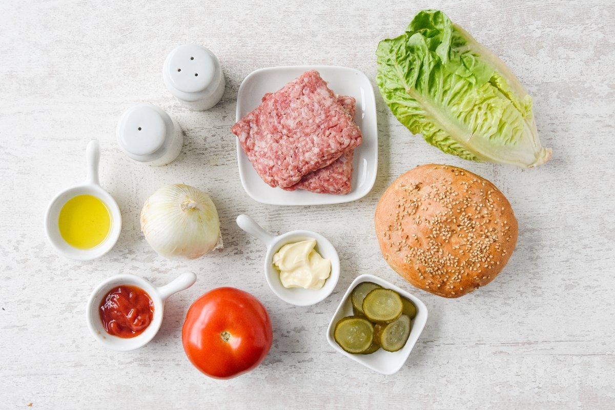 Ingredientes para preparar la hamburguesa Whopper casera