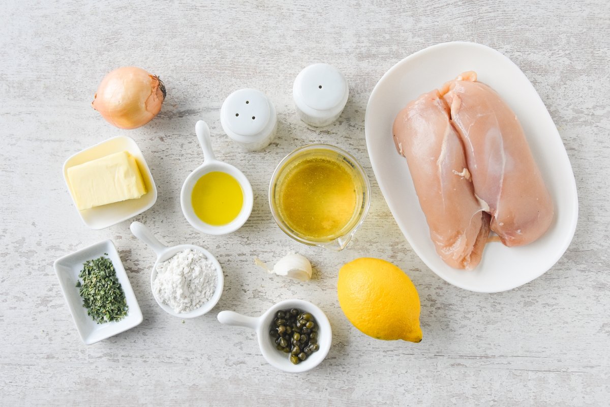 Ingredientes para preparar la piccata de pollo