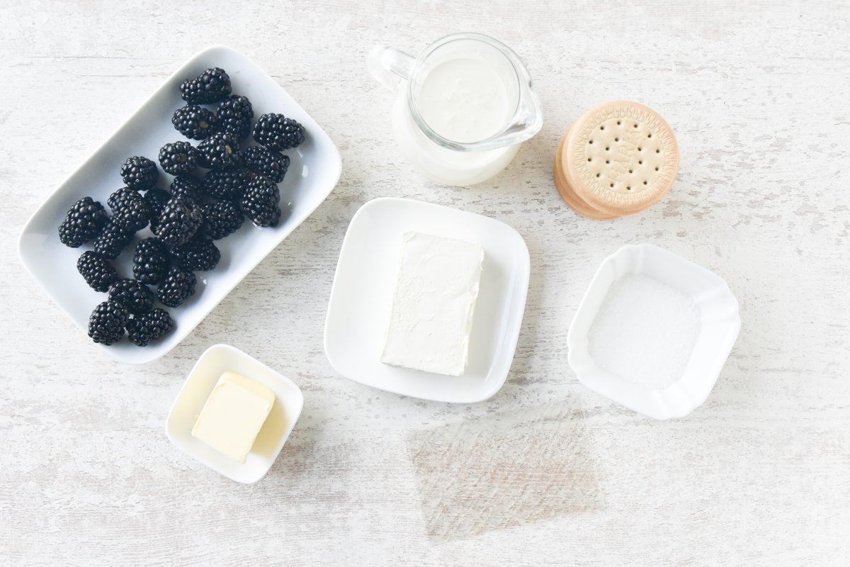 Ingredientes para preparar la tarta de moras