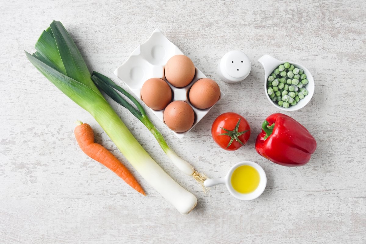 Ingredientes para preparar la tortilla de verduras