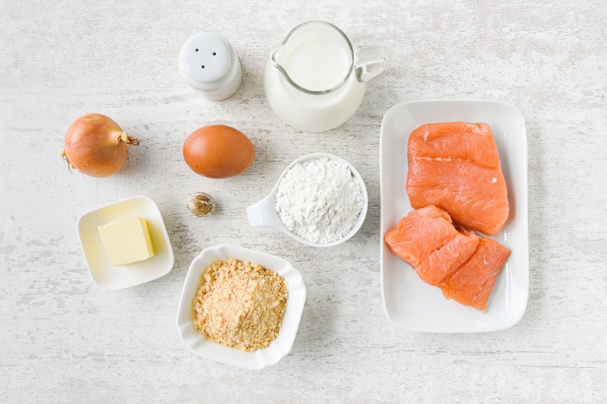 Ingredientes para preparar las croquetas de salmón