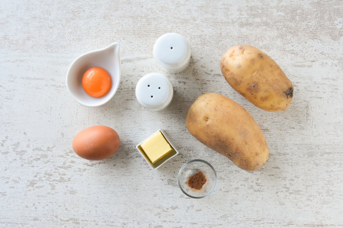 Ingredientes para preparar las patatas duquesa