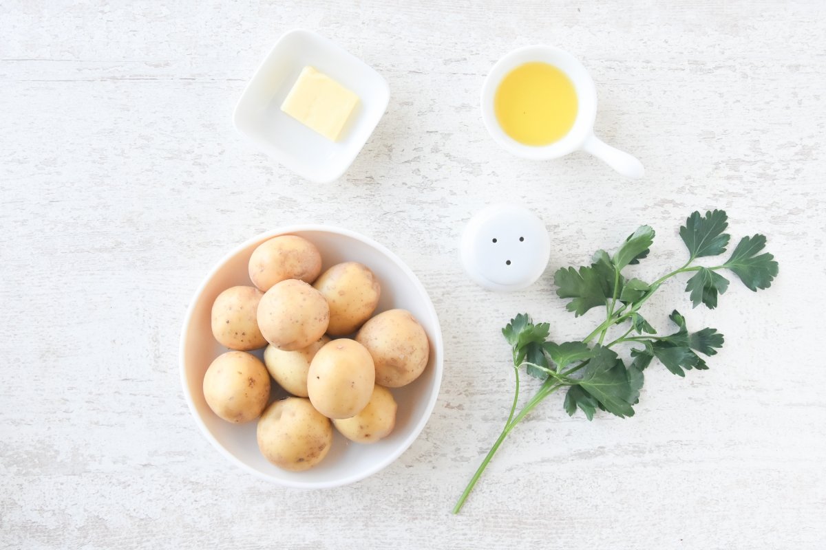 Ingredientes para preparar las patatas risoladas