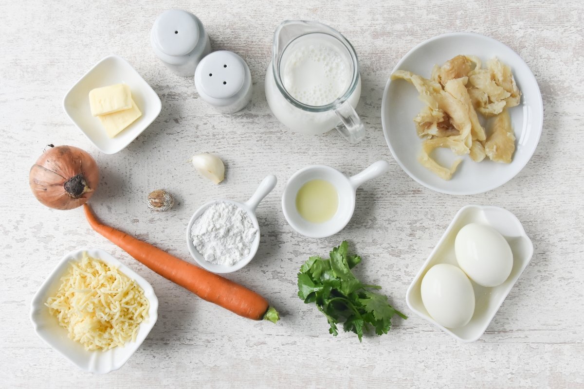 Ingredientes para preparar los huevos a la donostiarra