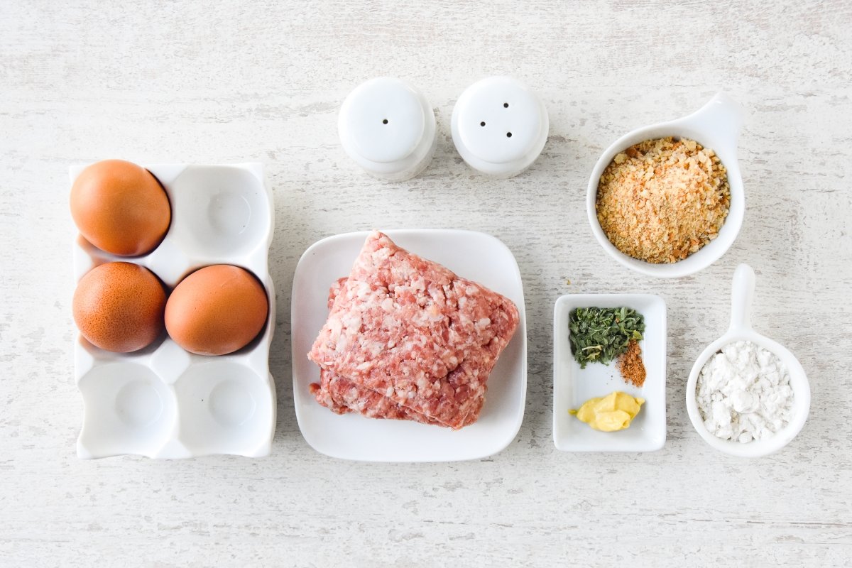 Ingredientes para preparar los huevos escoceses