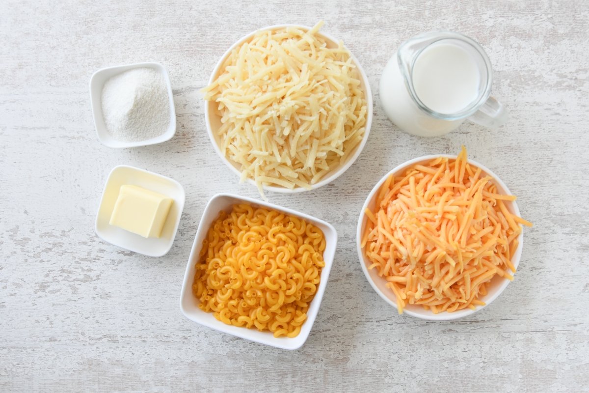 Ingredientes para preparar mac and cheese