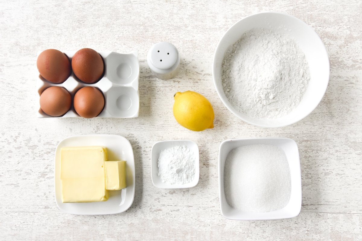 Ingredientes para preparar madeira cake