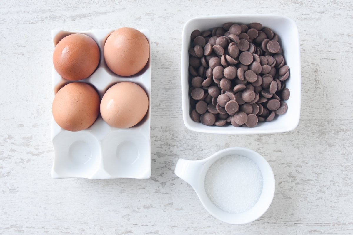 Ingredientes para preparar mousse de chocolate