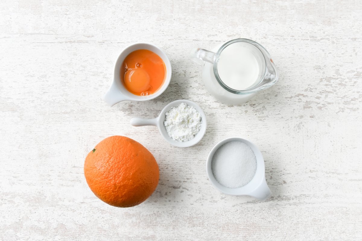 Ingredientes para preparar natillas de naranja
