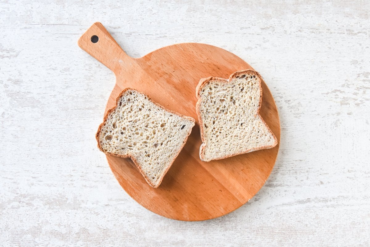 Ingredientes para preparar pan tostado en freidora de aire