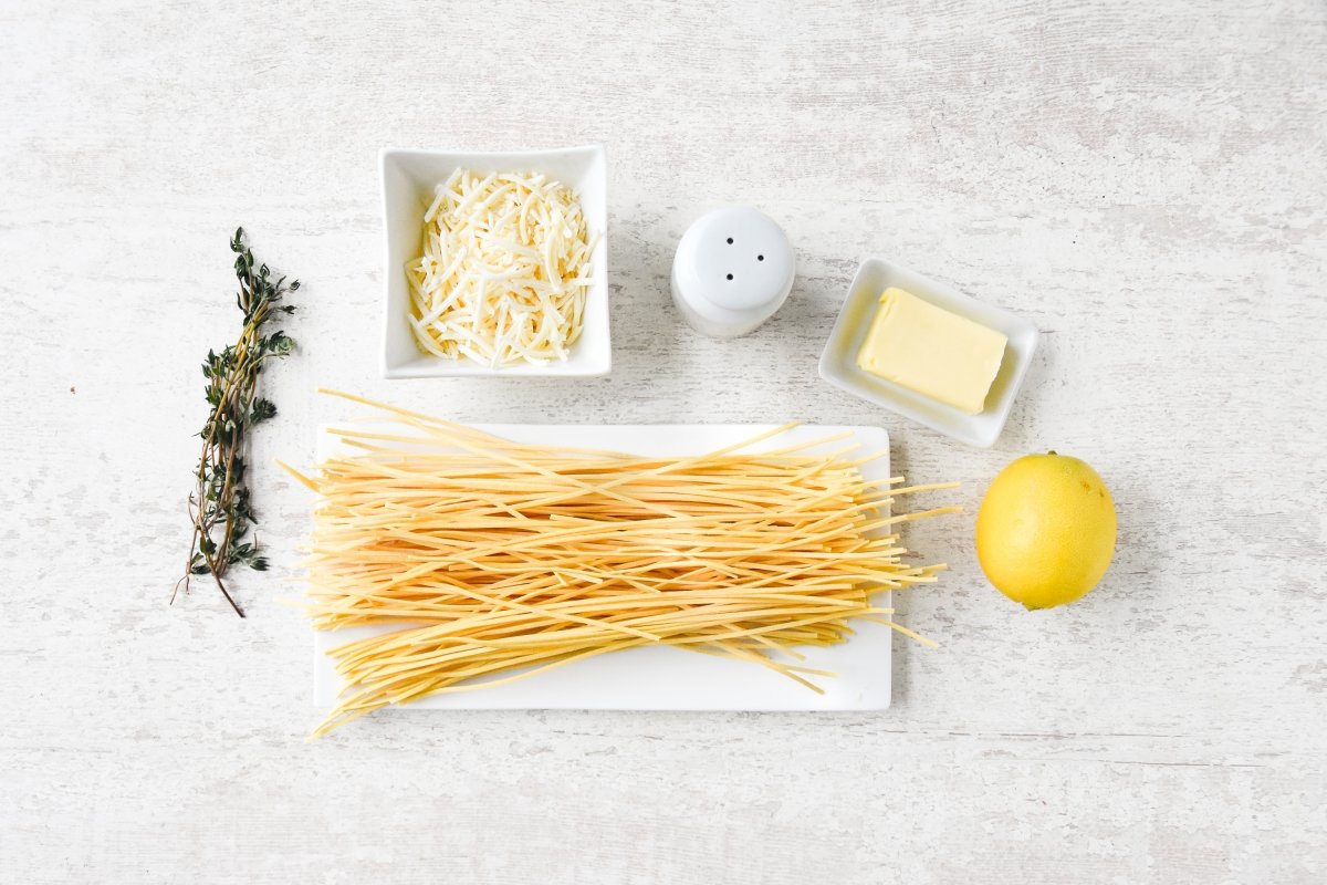 Ingredientes para preparar tagliolini al limone