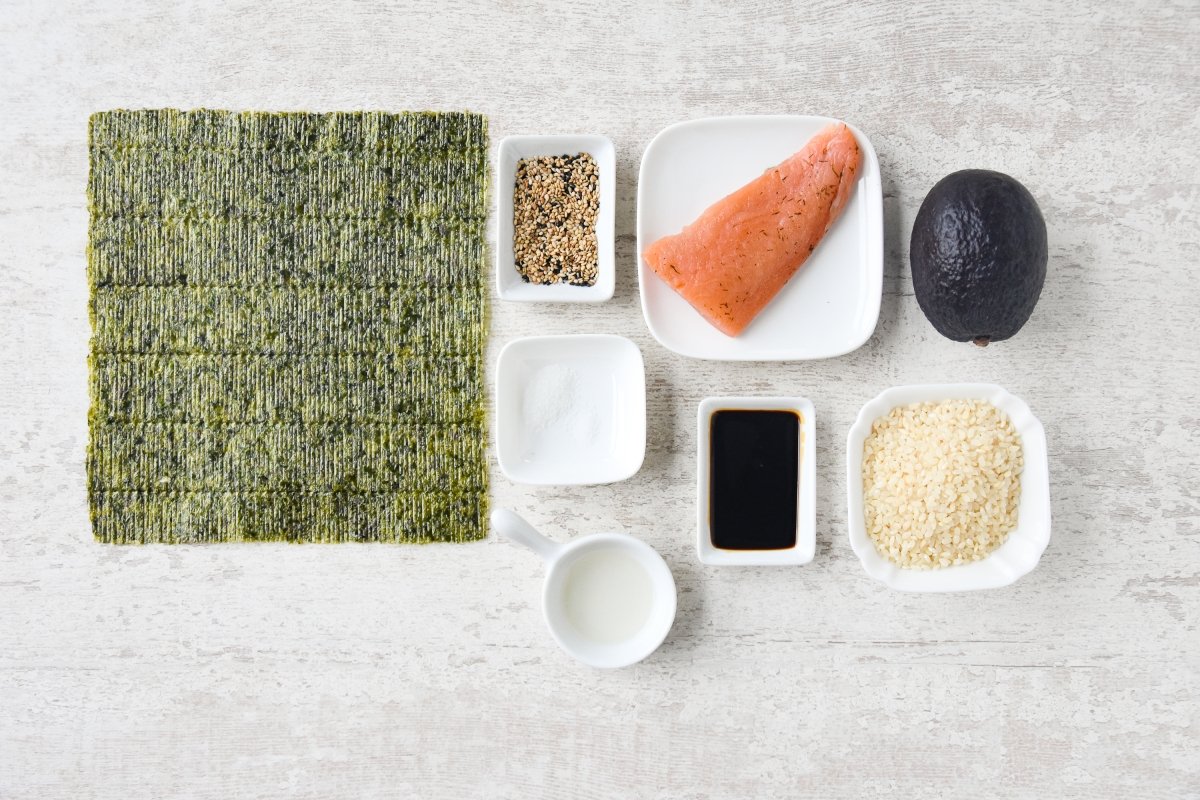 Ingredientes para preparar uramaki casero