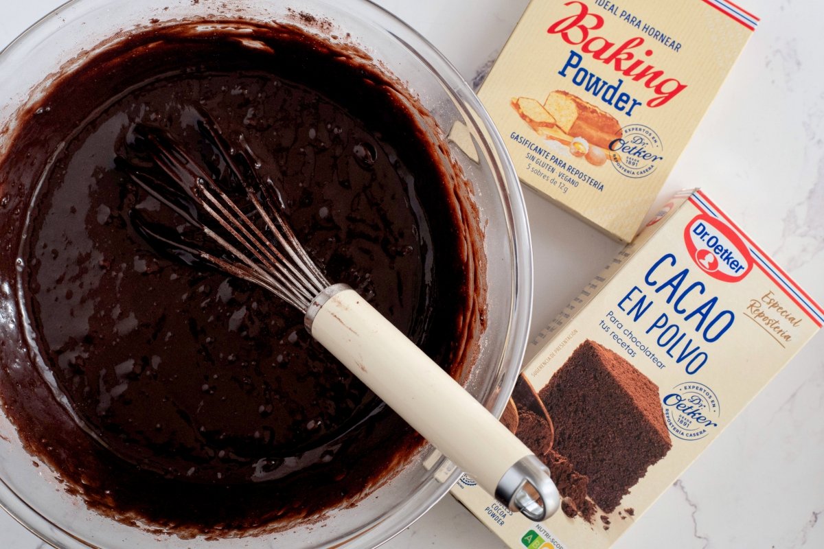 Integramos el cacao de la tarta de cumpleaños Dr. Oetker