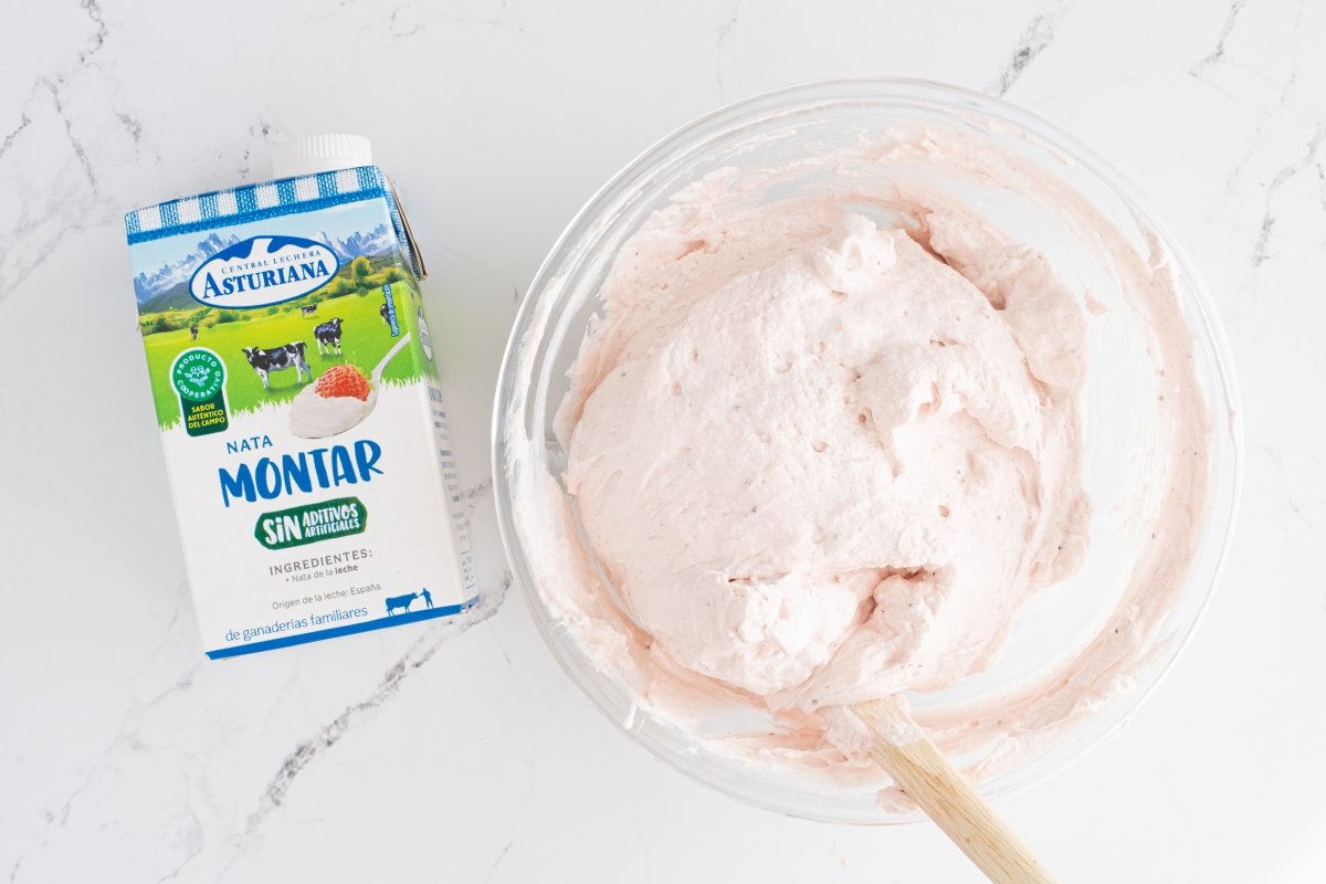 Integramos el puré de fresas