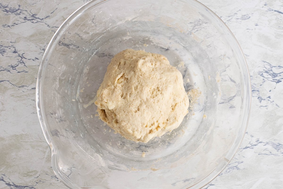 Integrar mantequilla de la masa del pastel cordobés