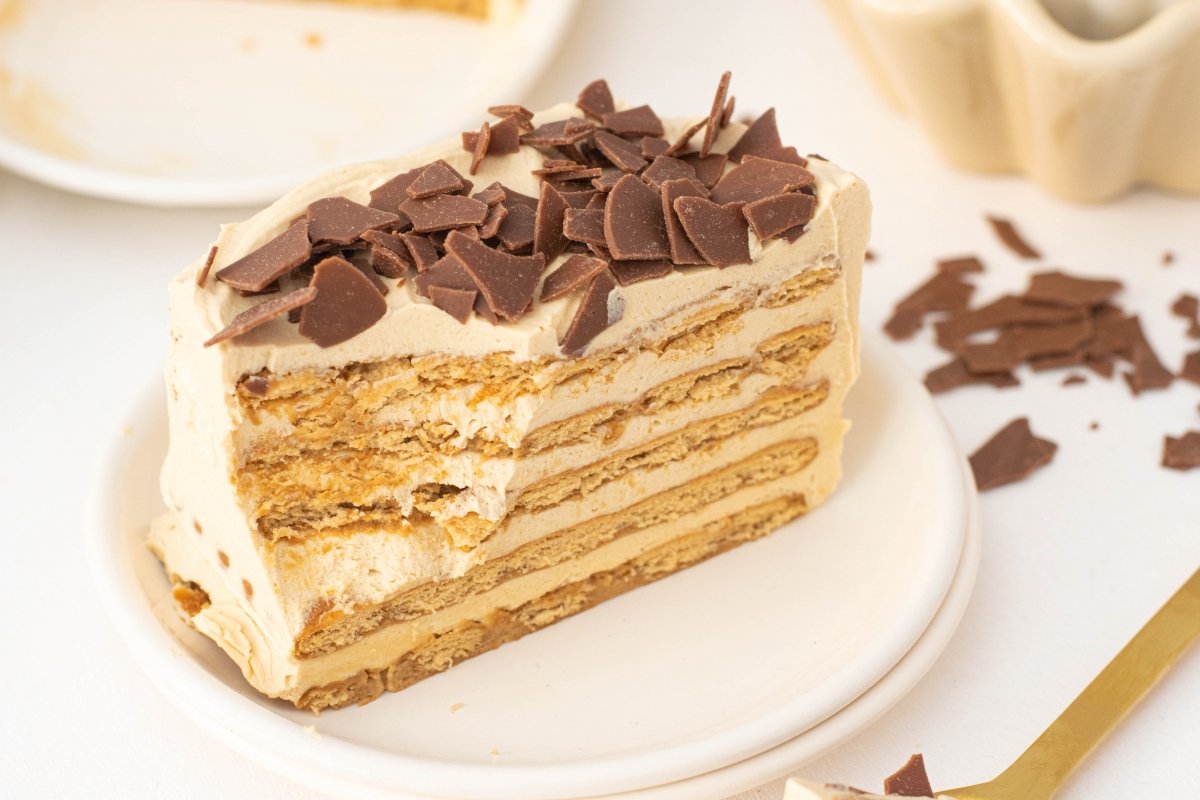 Interior de la tarta de galletas y crema de café