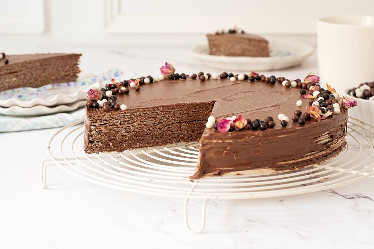 Interior de la tarta Huesitos de obleas y chocolate