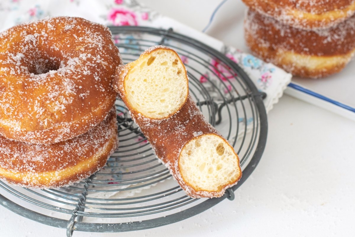 Donas de azúcar caseras, cómo hacerlas fácilmente paso a paso con su masa