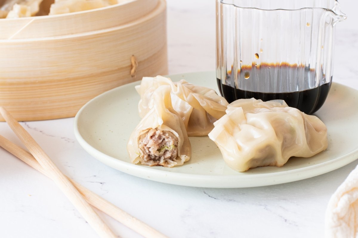 Interior de las gyozas de cerdo