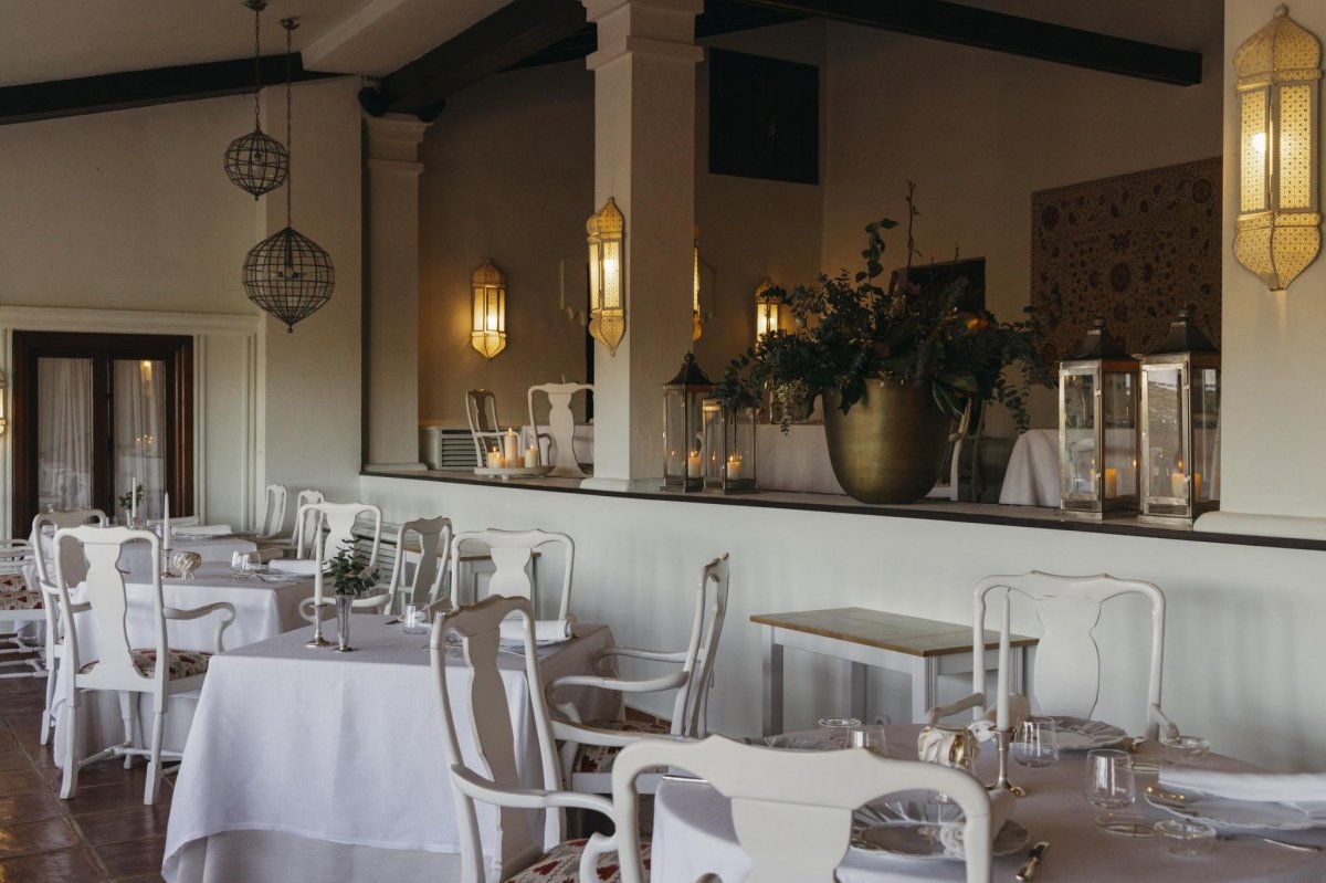 Interior del restaurante andaluz La Finca