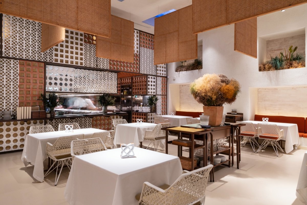 Interior del restaurante Disfrutar en Barcelona