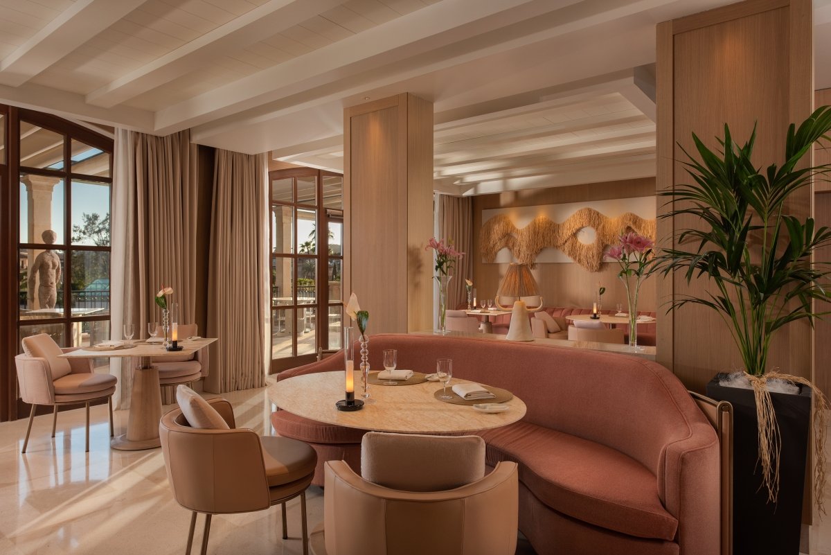 Interior del restaurante Es Fum en Baleares