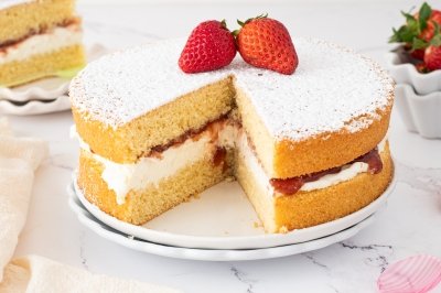 Victoria Sponge Cake
