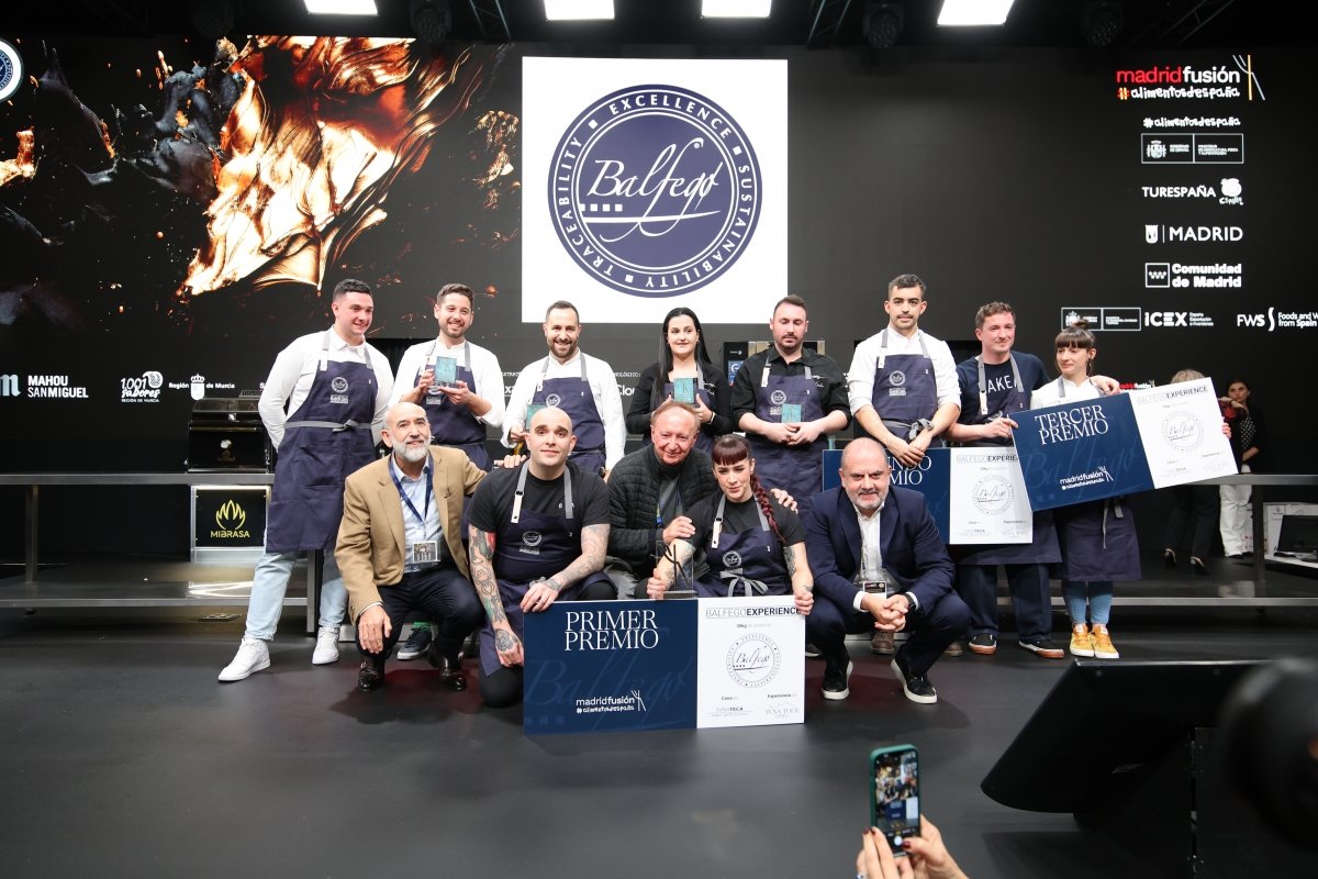 Javier Rivero y Gorka Rico reciben el premio Cocinero Revelación 2023 en Madrid Fusión