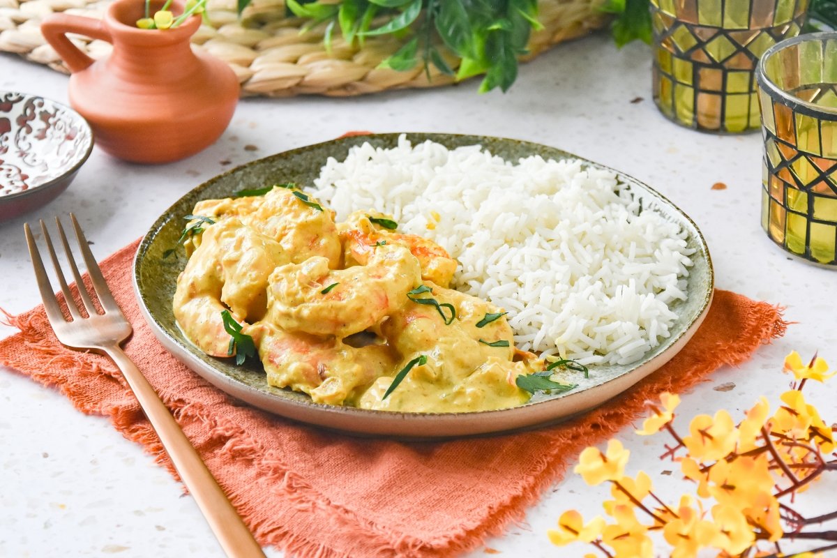 Langostinos al curry listos para comer