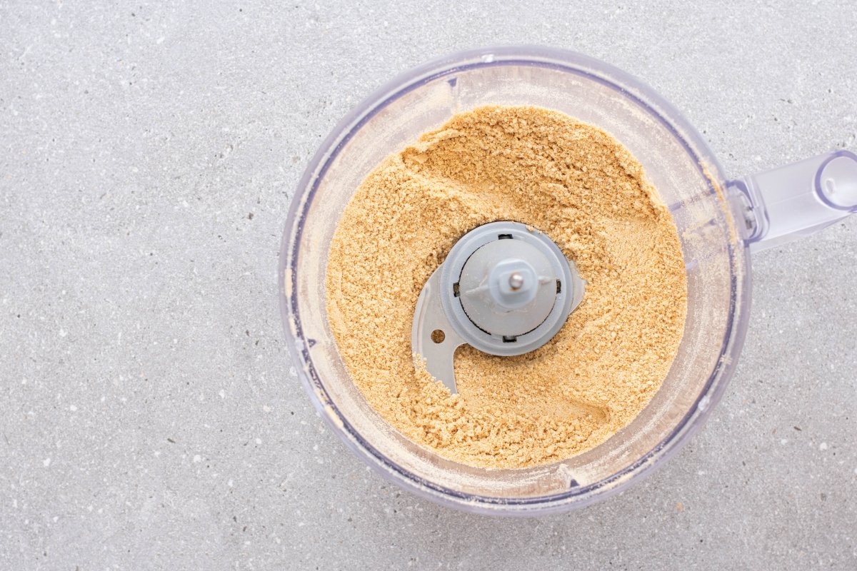 Las galletas de la crema de galletas y caramelo pulverizadas
