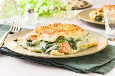 Lasaña de salmón y espinacas