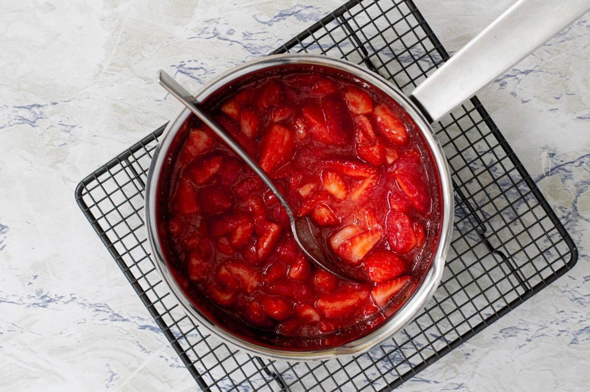 Bring the strawberry jam mixture to a boil.