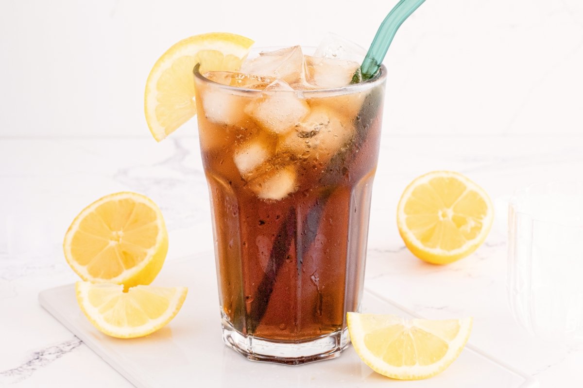 Long Island Iced Tea listo para servir