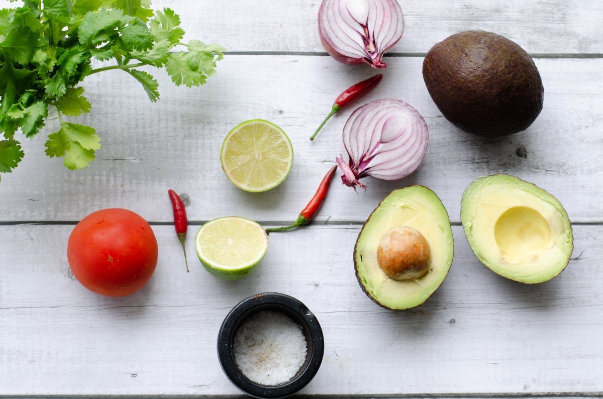 los ingredientes del guacamole